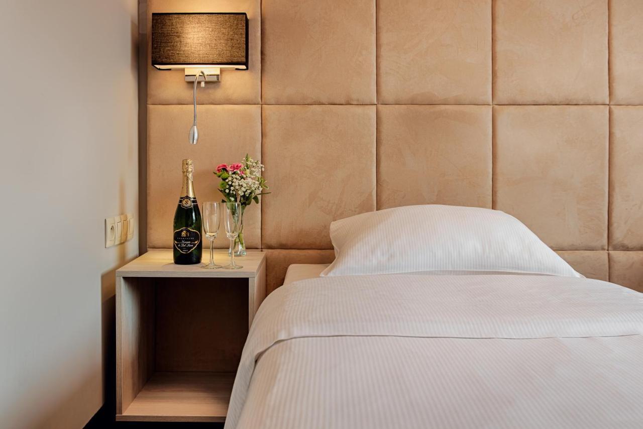 Citi Hotel'S Warszawa-Falenty Raszyn Εξωτερικό φωτογραφία